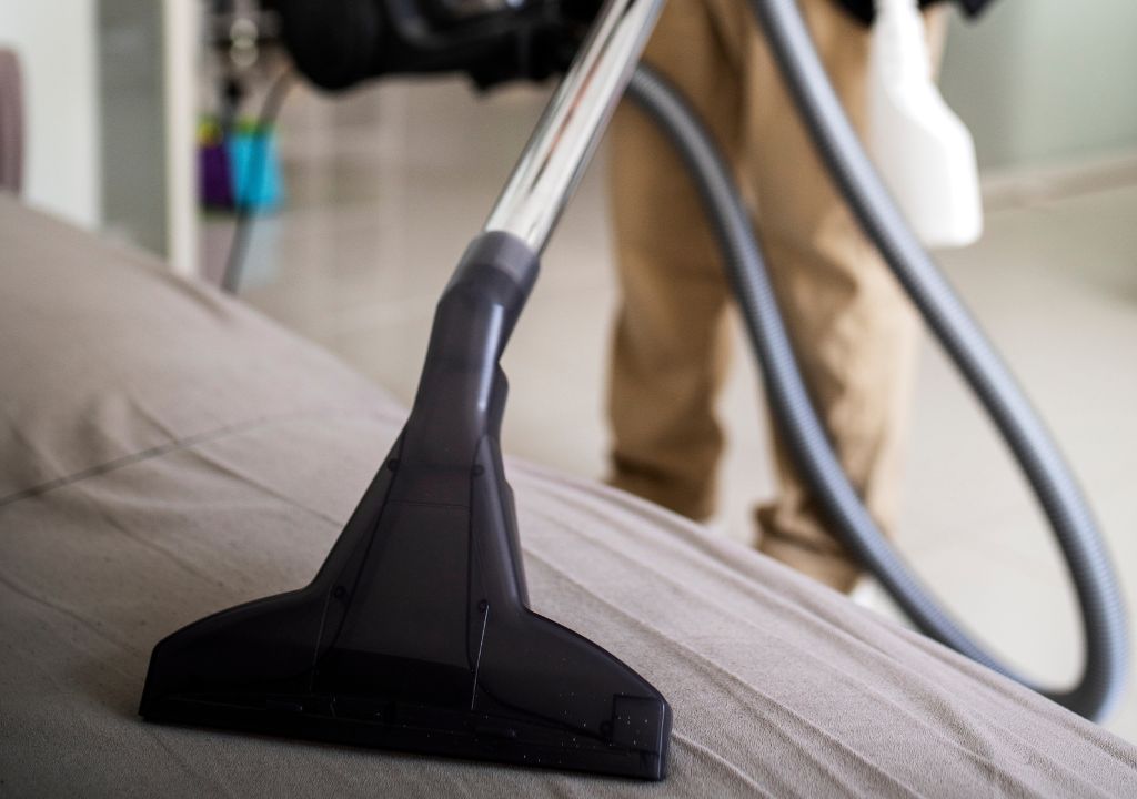 Por Que Contratar Uma Empresa De Limpeza De Sofá Profissional?